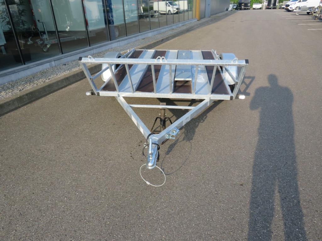 Loady Motortransporter enkelas 220x157cm 750kg 3 motoren