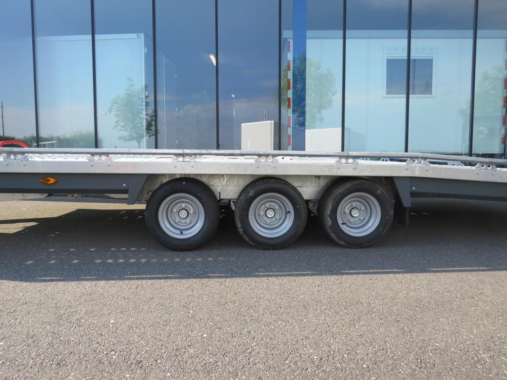 Brian James T6 Autotransporter tridemas 550x210cm 3500kg