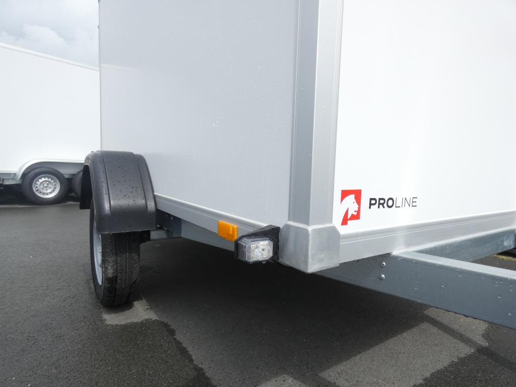 Proline Gesloten aanhangwagen enkelas 250x130x150cm 750kg