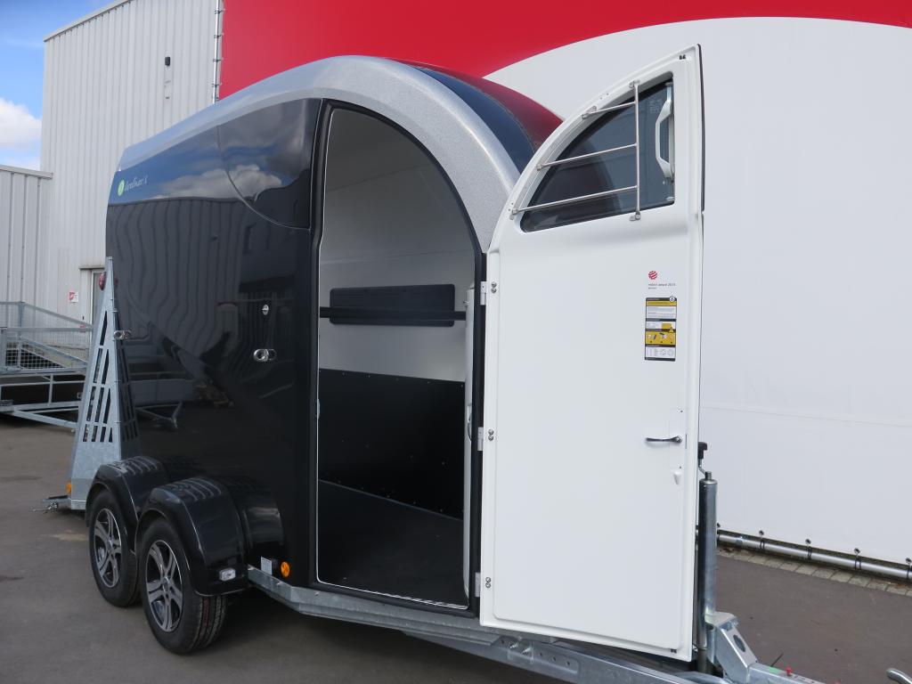 Careliner S 1,5-paards trailer 336x135x239cm