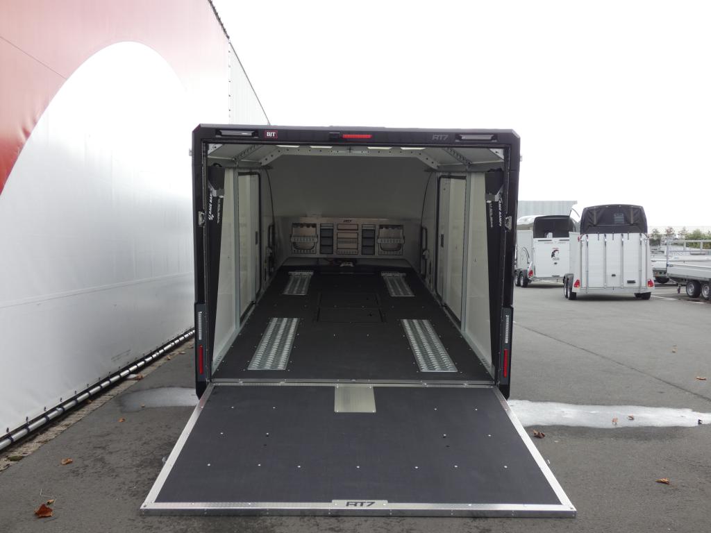 Brian James Autotransporter tridemas 600x230cm 3500kg