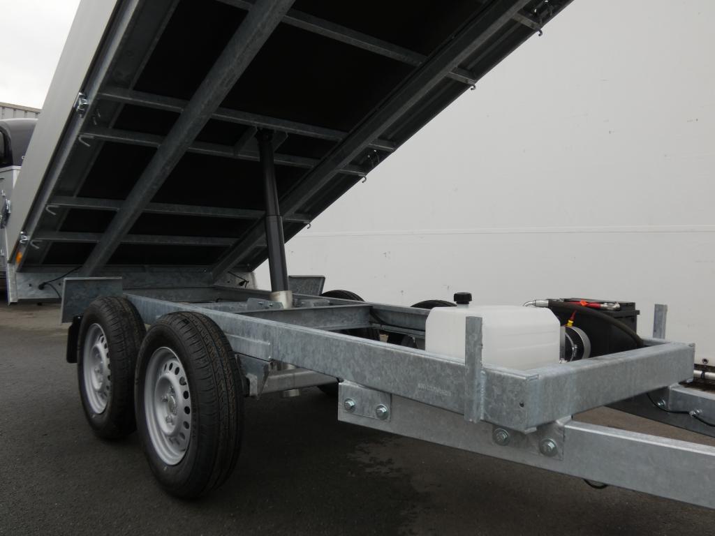 Loady achterwaartse Kipper tandemas 310x157cm 750kg